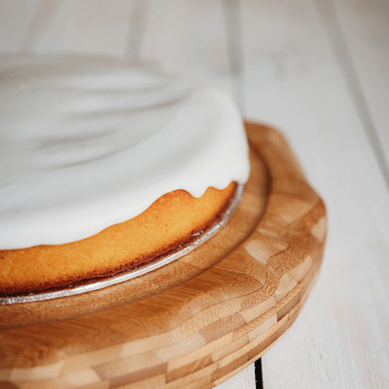 Orange &amp; Polenta Cake